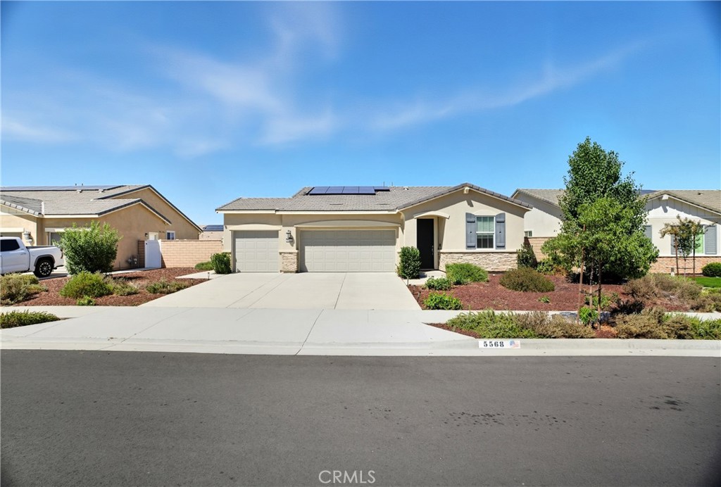 Hemet, California, 92545, United States, 3 Bedrooms Bedrooms, ,2 BathroomsBathrooms,Residential,For Sale,1950235