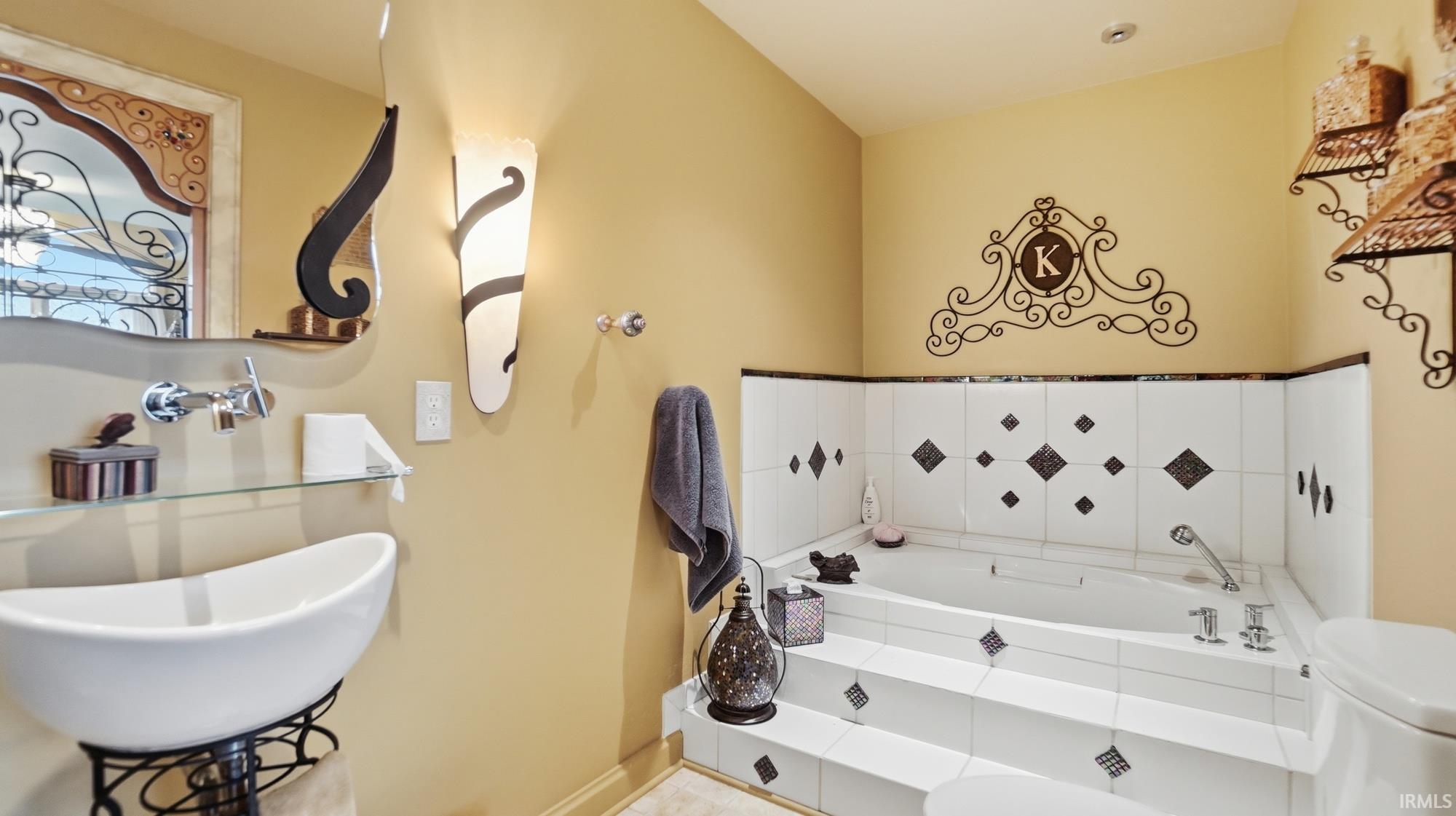 Fort Wayne, Indiana, 46814-9473, United States, 4 Bedrooms Bedrooms, ,4 BathroomsBathrooms,Residential,For Sale,2038978