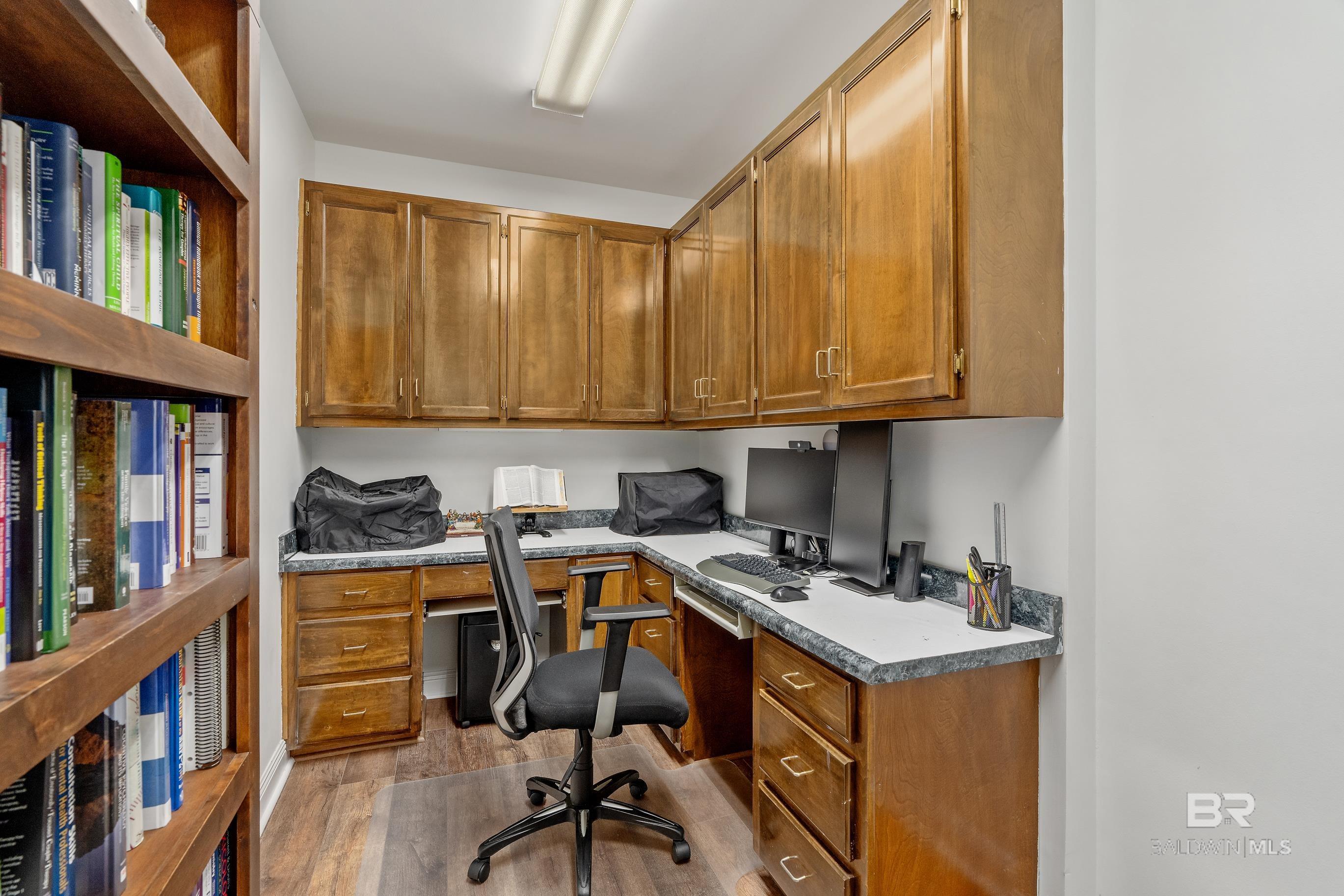 Saraland, Alabama, 36571, United States, 5 Bedrooms Bedrooms, ,7 BathroomsBathrooms,Residential,For Sale,1998378