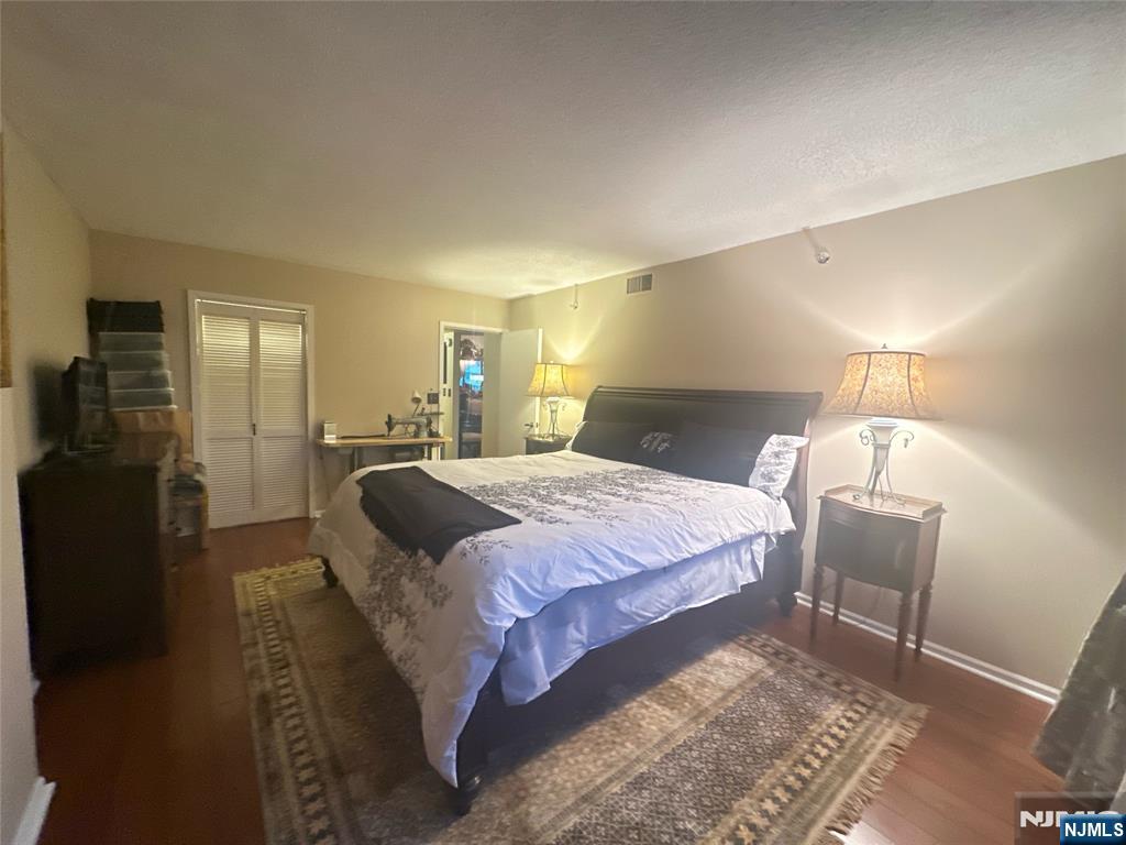 Hackensack, New Jersey, 07601, United States, 2 Bedrooms Bedrooms, ,2 BathroomsBathrooms,Residential,For Sale,1912760
