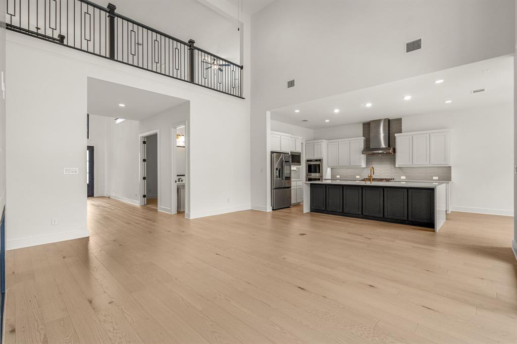 Frisco, Texas, 75033, United States, 5 Bedrooms Bedrooms, ,6 BathroomsBathrooms,Residential,For Sale,1838755
