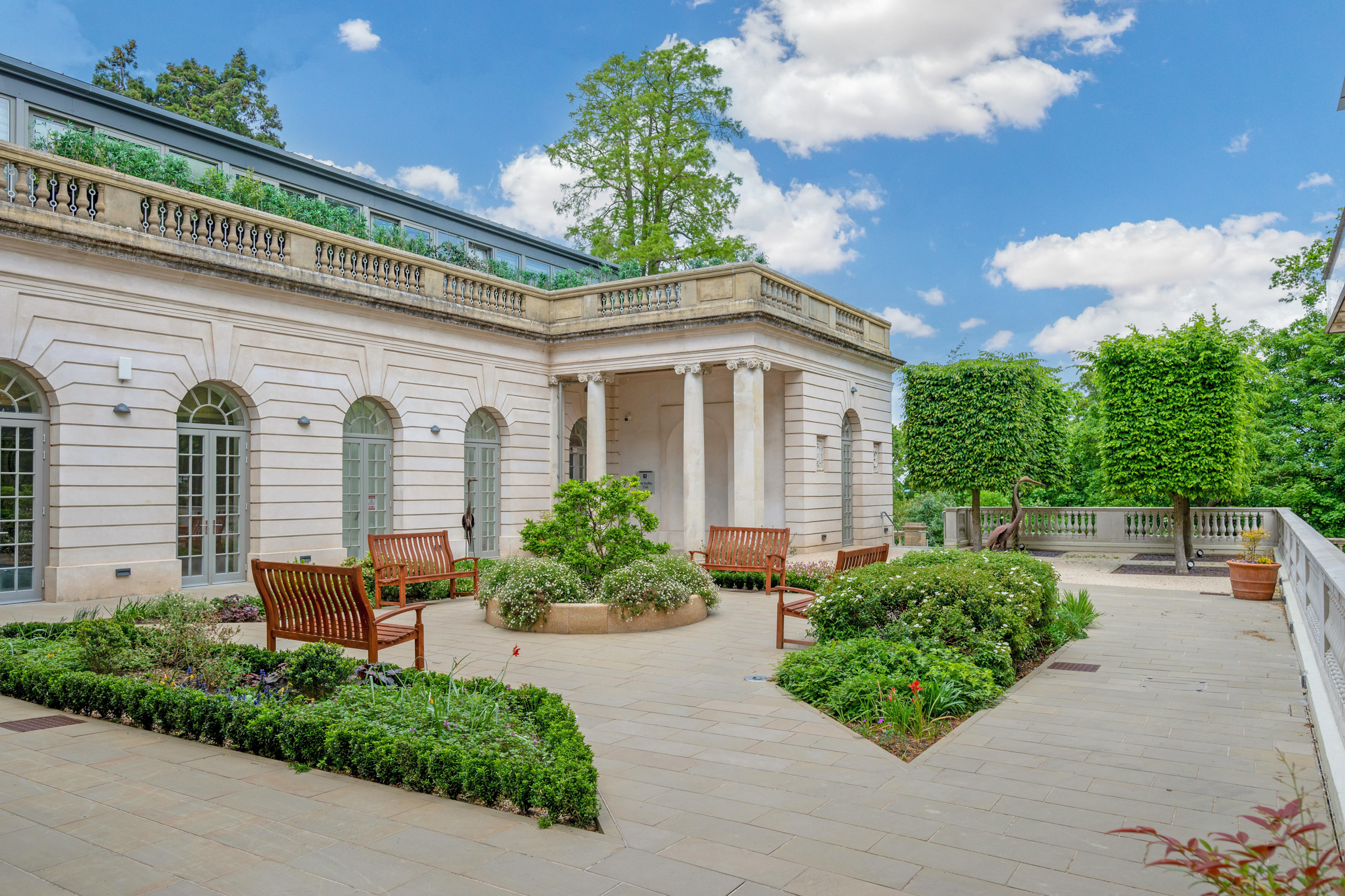  A Four-Bedroom House in the Prestigious Magna Carta Park - 物件實景