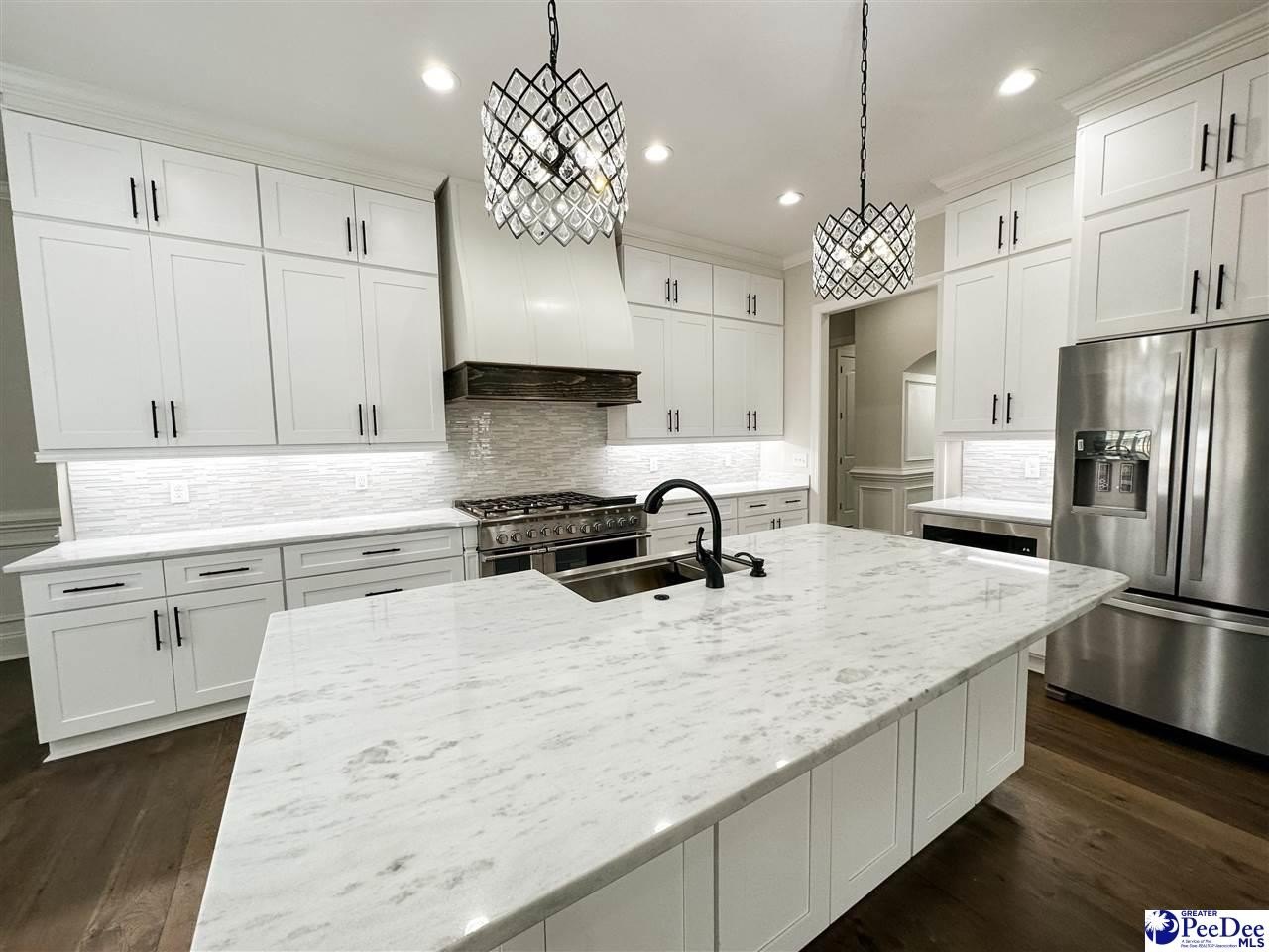 Florence, South Carolina, 29501, United States, 5 Bedrooms Bedrooms, ,4 BathroomsBathrooms,Residential,For Sale,1721765