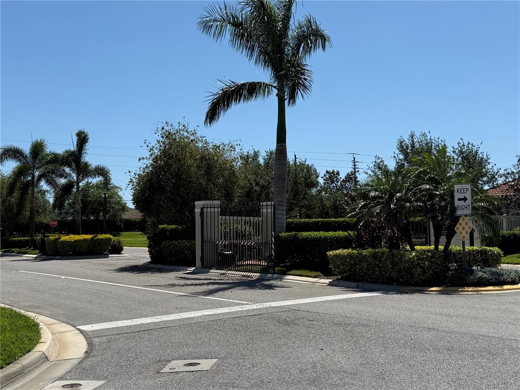 Bradenton, Florida, 34212, United States, 3 Bedrooms Bedrooms, ,3 BathroomsBathrooms,Residential,For Sale,1759767
