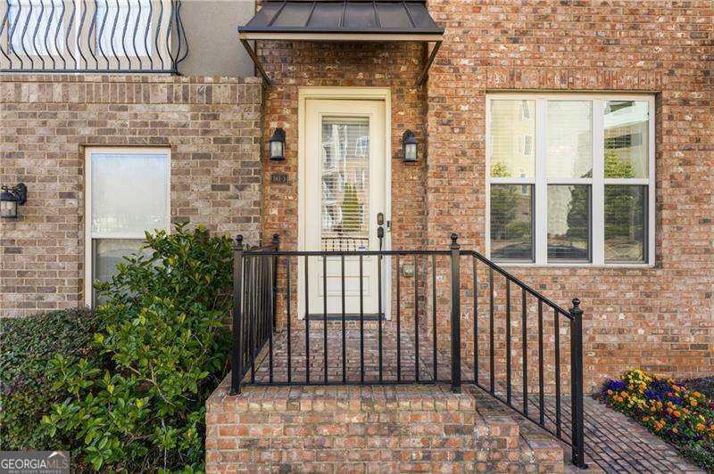 Atlanta, Georgia, 30363, United States, 3 Bedrooms Bedrooms, ,4 BathroomsBathrooms,Residential,For Sale,1913056