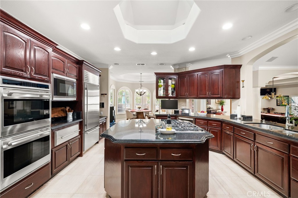 Upland, California, 91784, United States, 5 Bedrooms Bedrooms, ,6 BathroomsBathrooms,Residential,For Sale,2016582