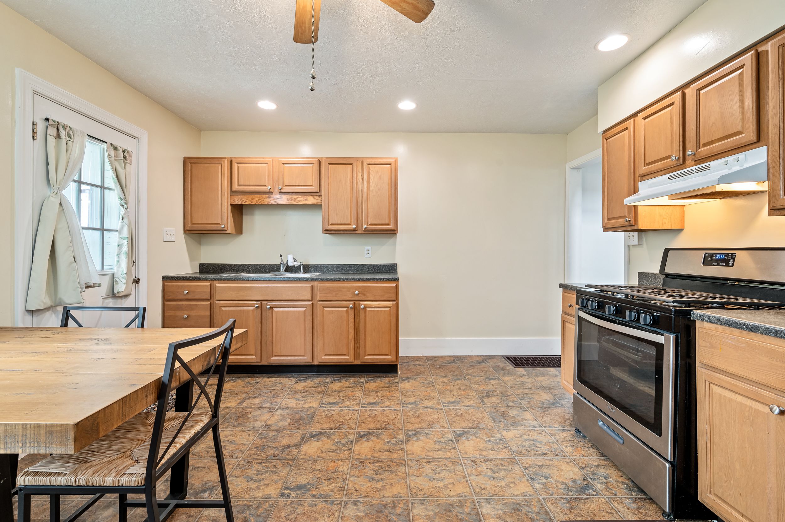  318-320 Sprott Way, Sewickley, PA 15143 - 物件實景