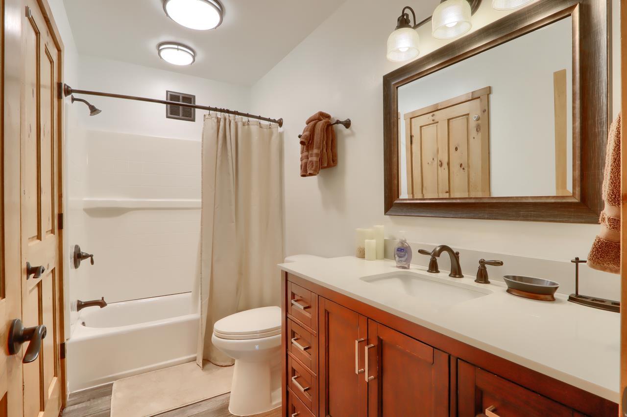 Yosemite West, California, 95389, United States, 2 Bedrooms Bedrooms, ,2 BathroomsBathrooms,Residential,For Sale,1977211