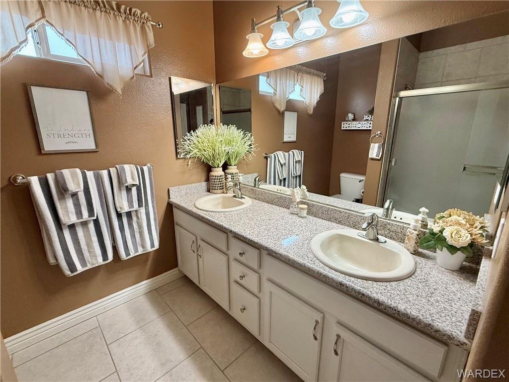 Kingman, Arizona, 86401, United States, 4 Bedrooms Bedrooms, ,2 BathroomsBathrooms,Residential,For Sale,2013264