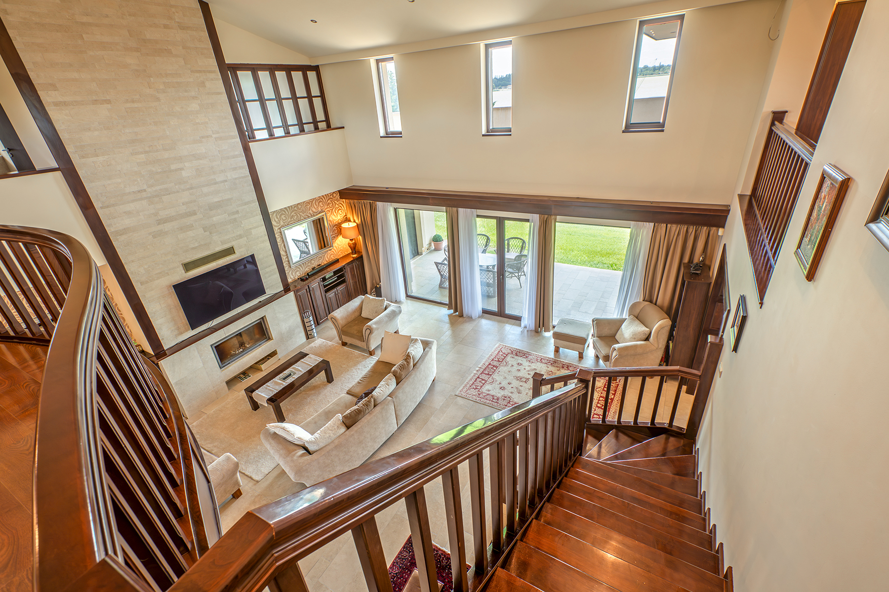  Exceptional waterfront family residence on Lake Velence - 物件實景
