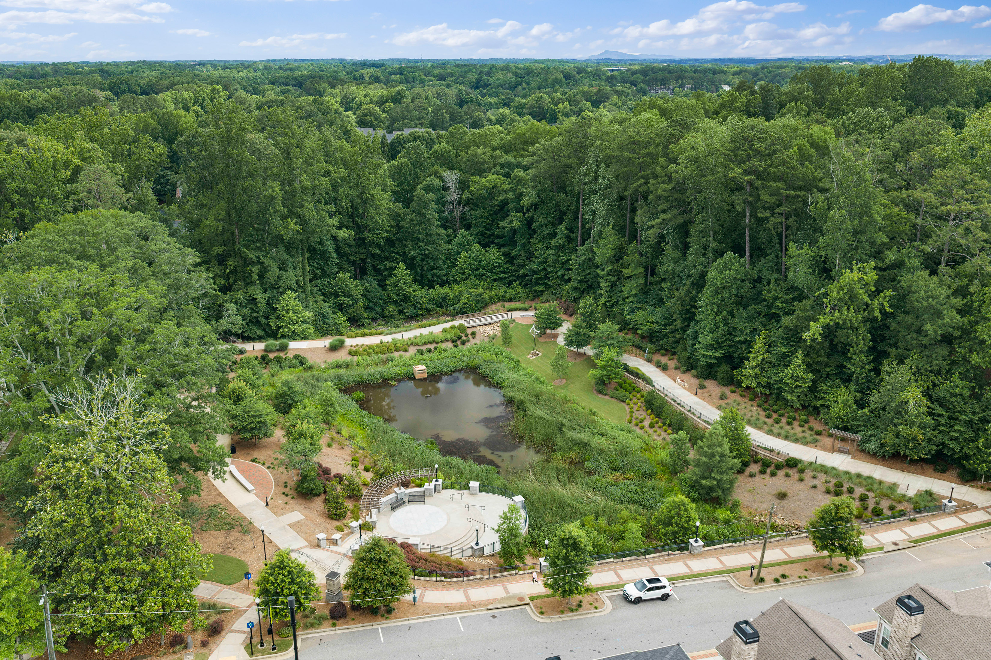  Ideally Positioned in Midwick, One of Alpharetta