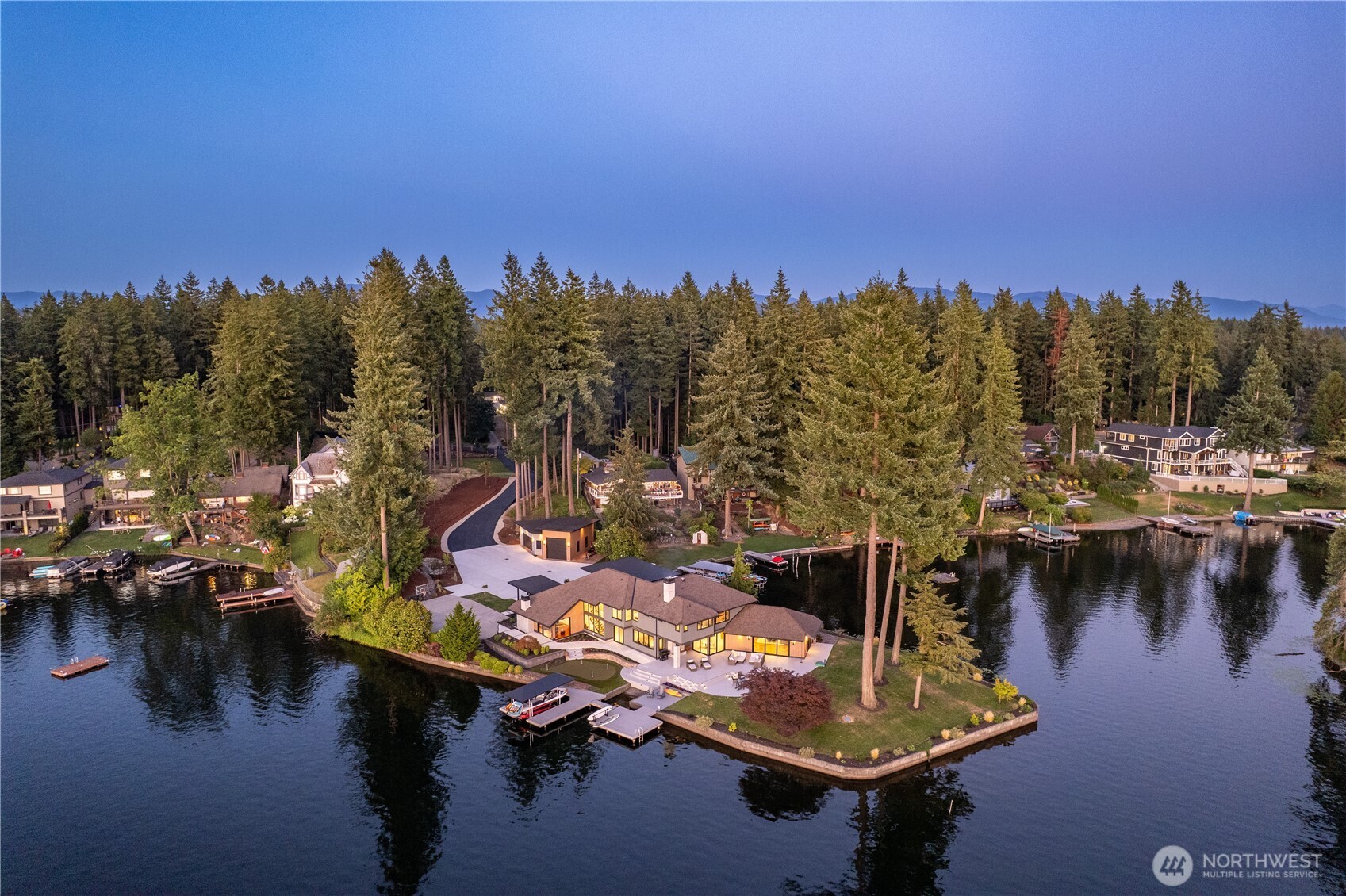 Black Diamond, Washington, 98010, United States, 4 Bedrooms Bedrooms, ,2 BathroomsBathrooms,Residential,For Sale,1902015