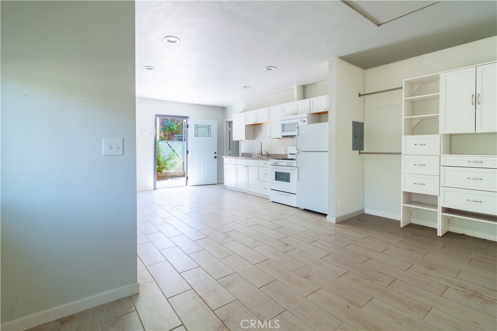 Lancaster, California, 93534, United States, ,Residential,For Sale,1904351