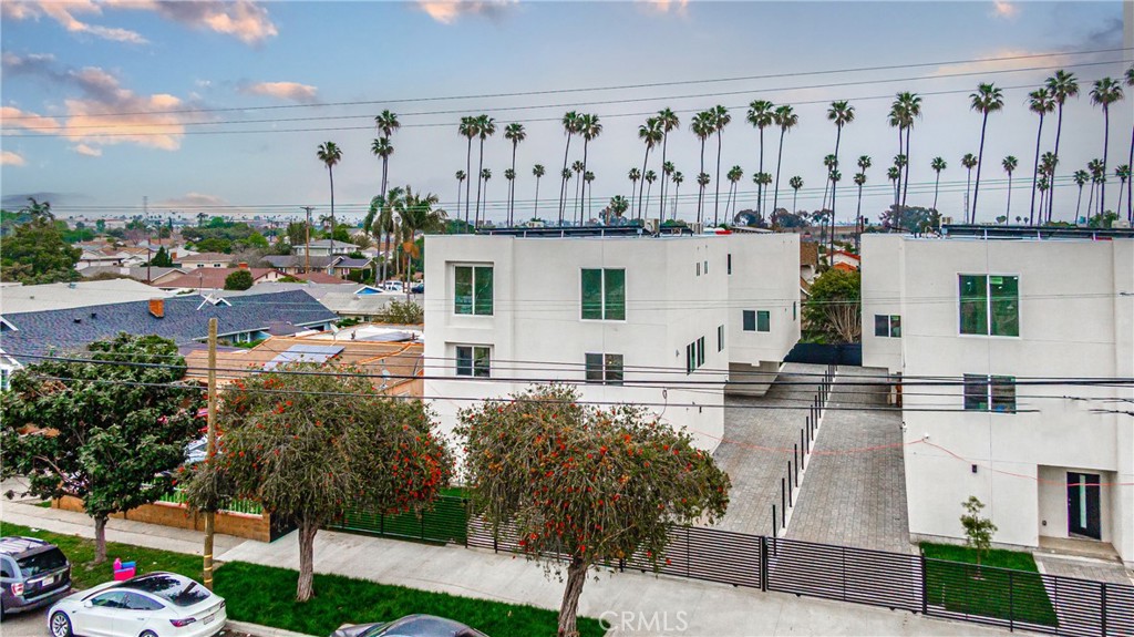 GARDENA, California, 90247, United States, ,Residential,For Sale,1810571