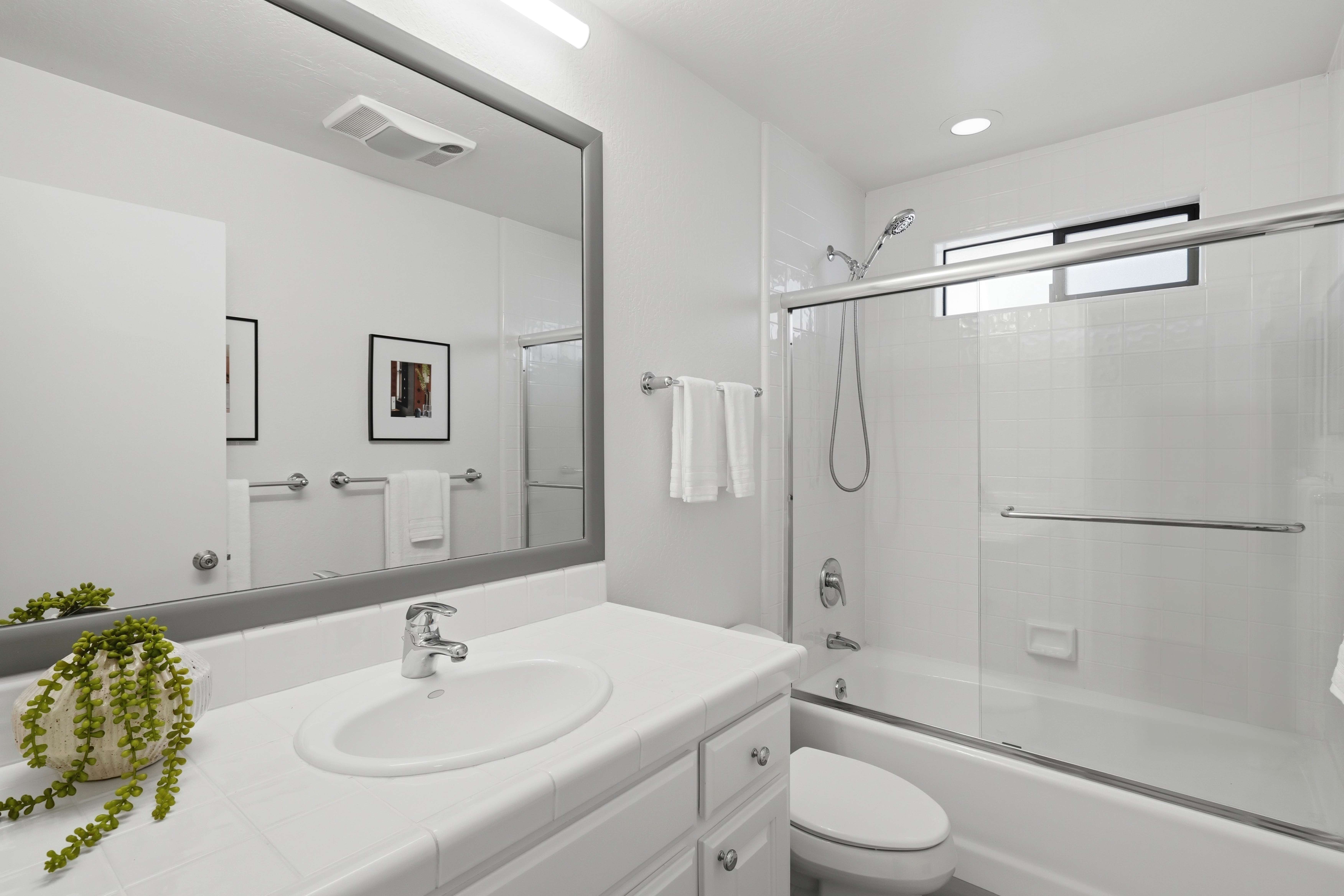  Turnkey Residence in a Peaceful, Desirable Menlo Park Location - 物件實景