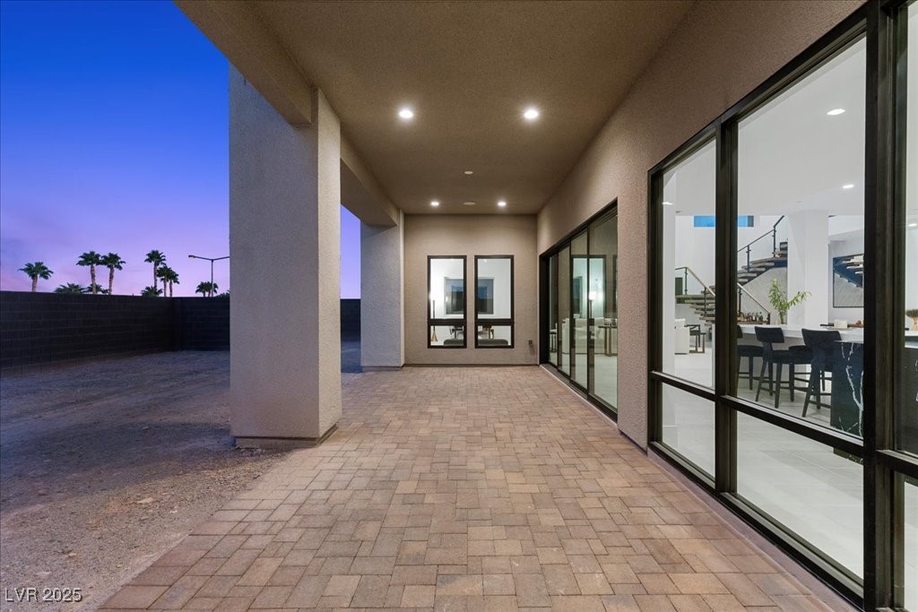 Las Vegas, Nevada, 89135, United States, 5 Bedrooms Bedrooms, ,6 BathroomsBathrooms,Residential,For Sale,1987610