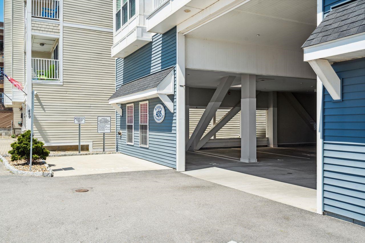 Hampton, New Hampshire, 03842, United States, 2 Bedrooms Bedrooms, ,2 BathroomsBathrooms,Residential,For Sale,1828378