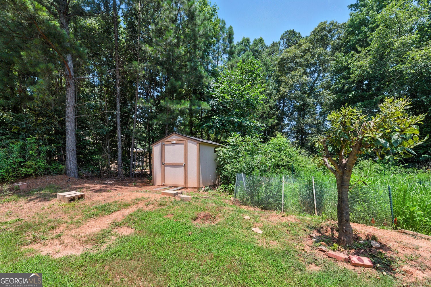 Suwanee, Georgia, 30024, United States, 5 Bedrooms Bedrooms, ,3 BathroomsBathrooms,Residential,For Sale,1867941