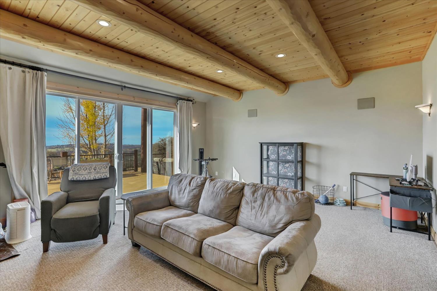 Grass Valley, California, 95949, United States, 3 Bedrooms Bedrooms, ,3 BathroomsBathrooms,Residential,For Sale,1992589