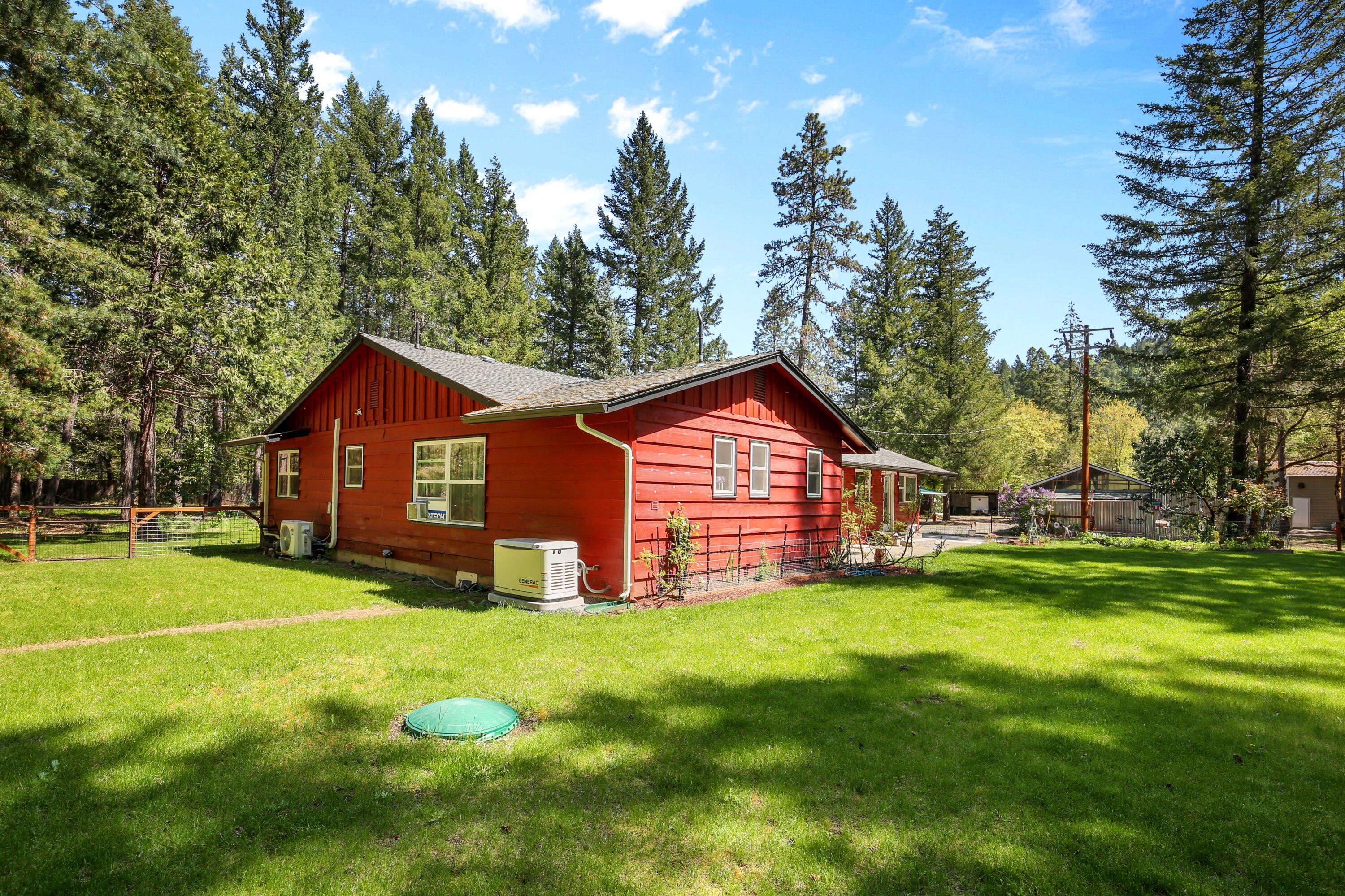 Cave Junction, Oregon, 97523, United States, 3 Bedrooms Bedrooms, ,2 BathroomsBathrooms,Residential,For Sale,1920593