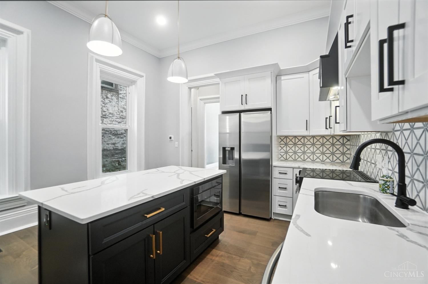 Cincinnati, Ohio, 45214, United States, 4 Bedrooms Bedrooms, ,3 BathroomsBathrooms,Residential,For Sale,1955713