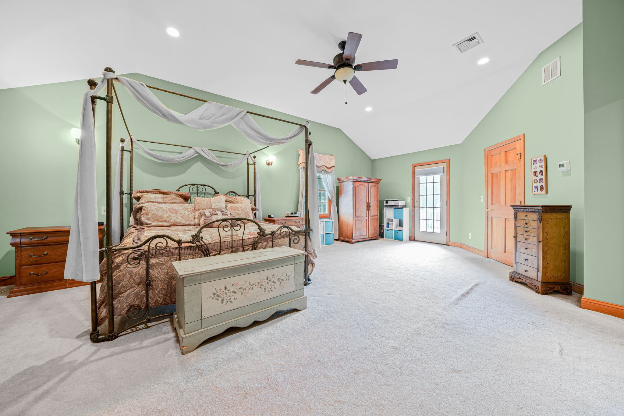 Montville, New Jersey, 07045, United States, 4 Bedrooms Bedrooms, ,3 BathroomsBathrooms,Residential,For Sale,1978325