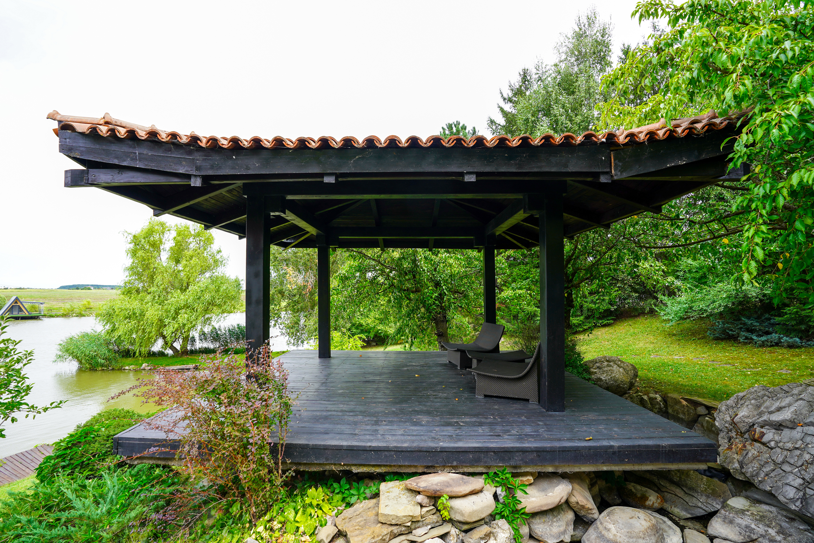  Villa with Private Peninsula and Panoramic Lake Views, Corbeanca - 物件實景