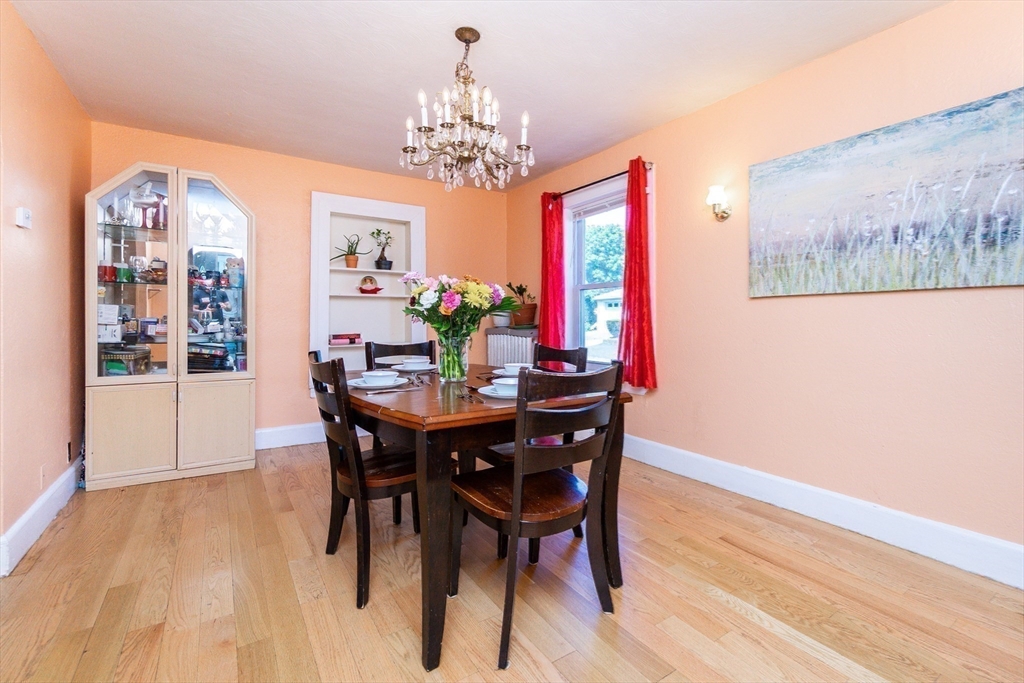 Revere, Massachusetts, 02151, United States, 3 Bedrooms Bedrooms, ,2 BathroomsBathrooms,Residential,For Sale,1942979