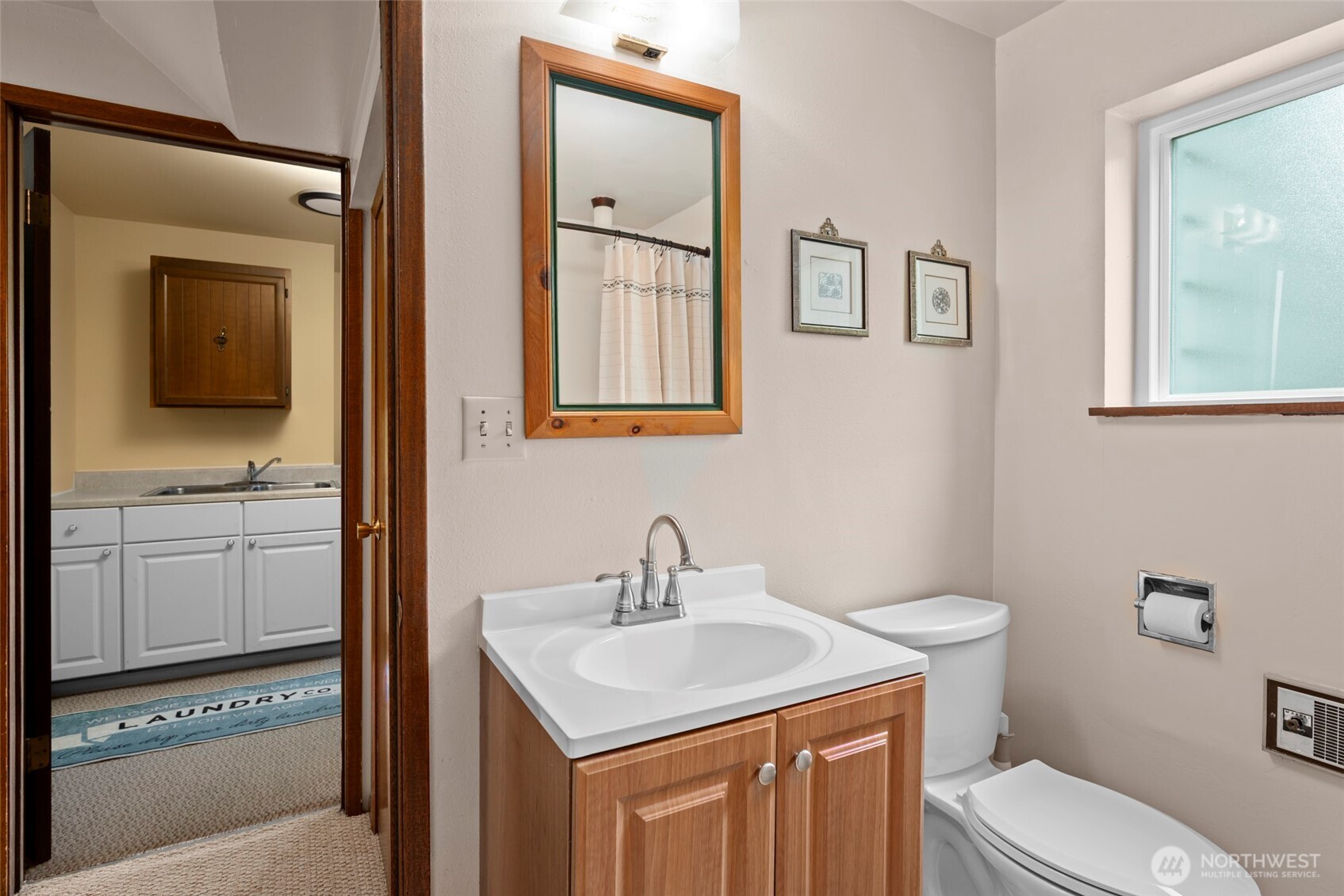 Oak Harbor, Washington, 98277, United States, 4 Bedrooms Bedrooms, ,1 BathroomBathrooms,Residential,For Sale,1926179