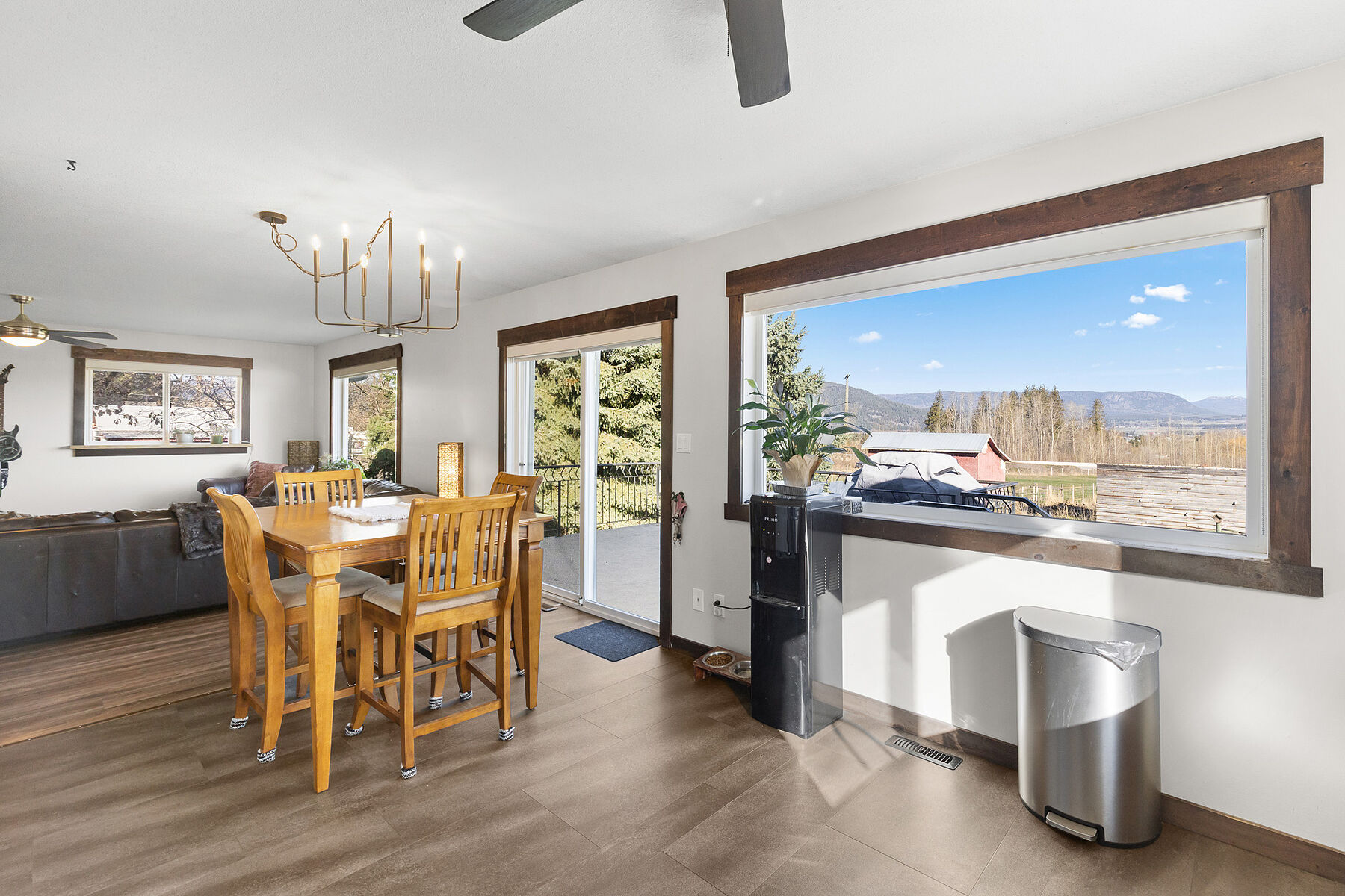  Hobby Farm in Armstrong - 物件實景