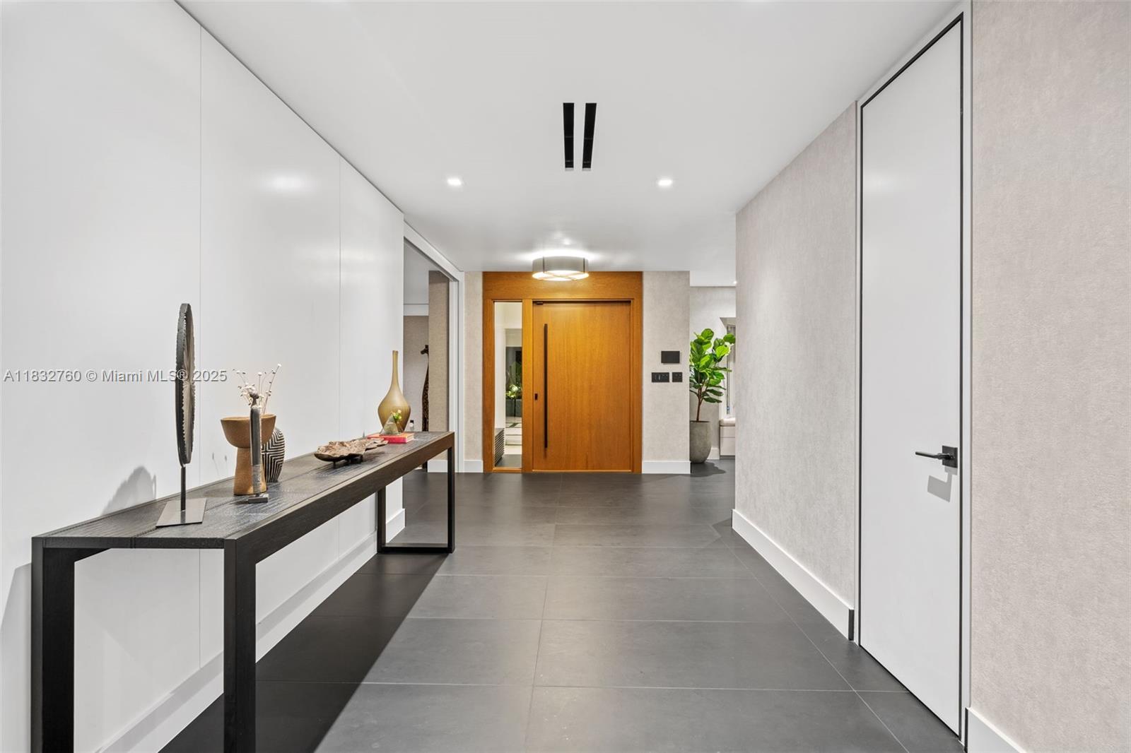 Miami, Florida, 33137, United States, 4 Bedrooms Bedrooms, ,5 BathroomsBathrooms,Residential,For Sale,1883564
