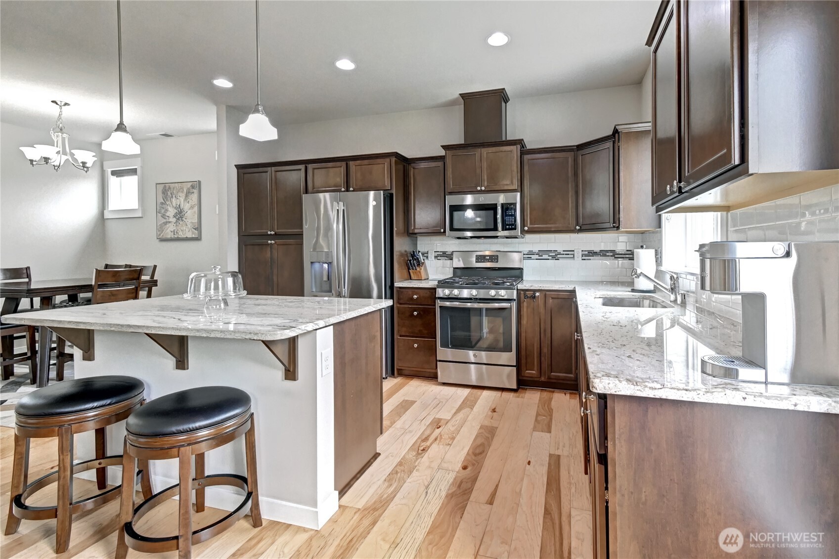 Mount Vernon, Washington, 98273, United States, 3 Bedrooms Bedrooms, ,3 BathroomsBathrooms,Residential,For Sale,1827775