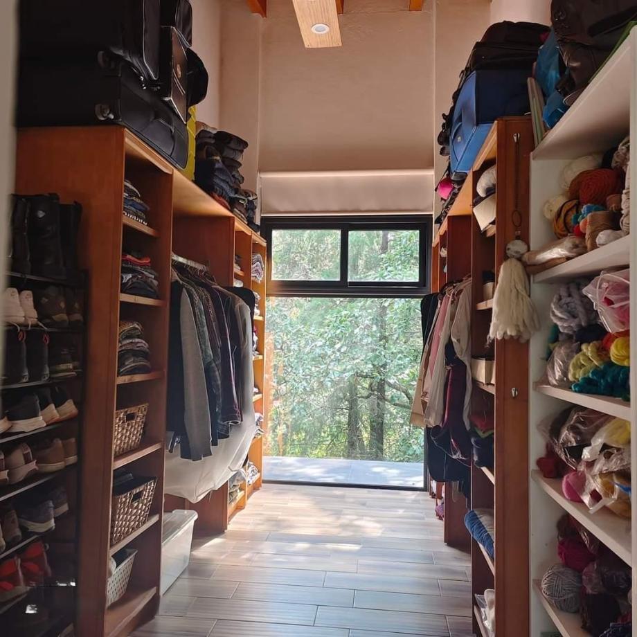 Tepoztlán, Morelos, 62520, Mexico, 4 Bedrooms Bedrooms, ,2 BathroomsBathrooms,Residential,For Sale,1728710