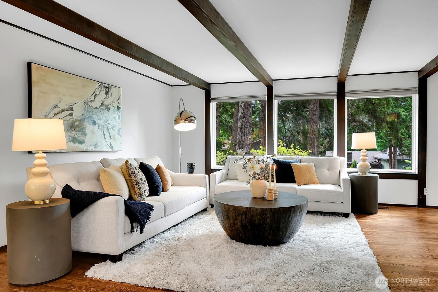 Lake Forest Park, Washington, 98155, United States, 4 Bedrooms Bedrooms, ,1 BathroomBathrooms,Residential,For Sale,1896629