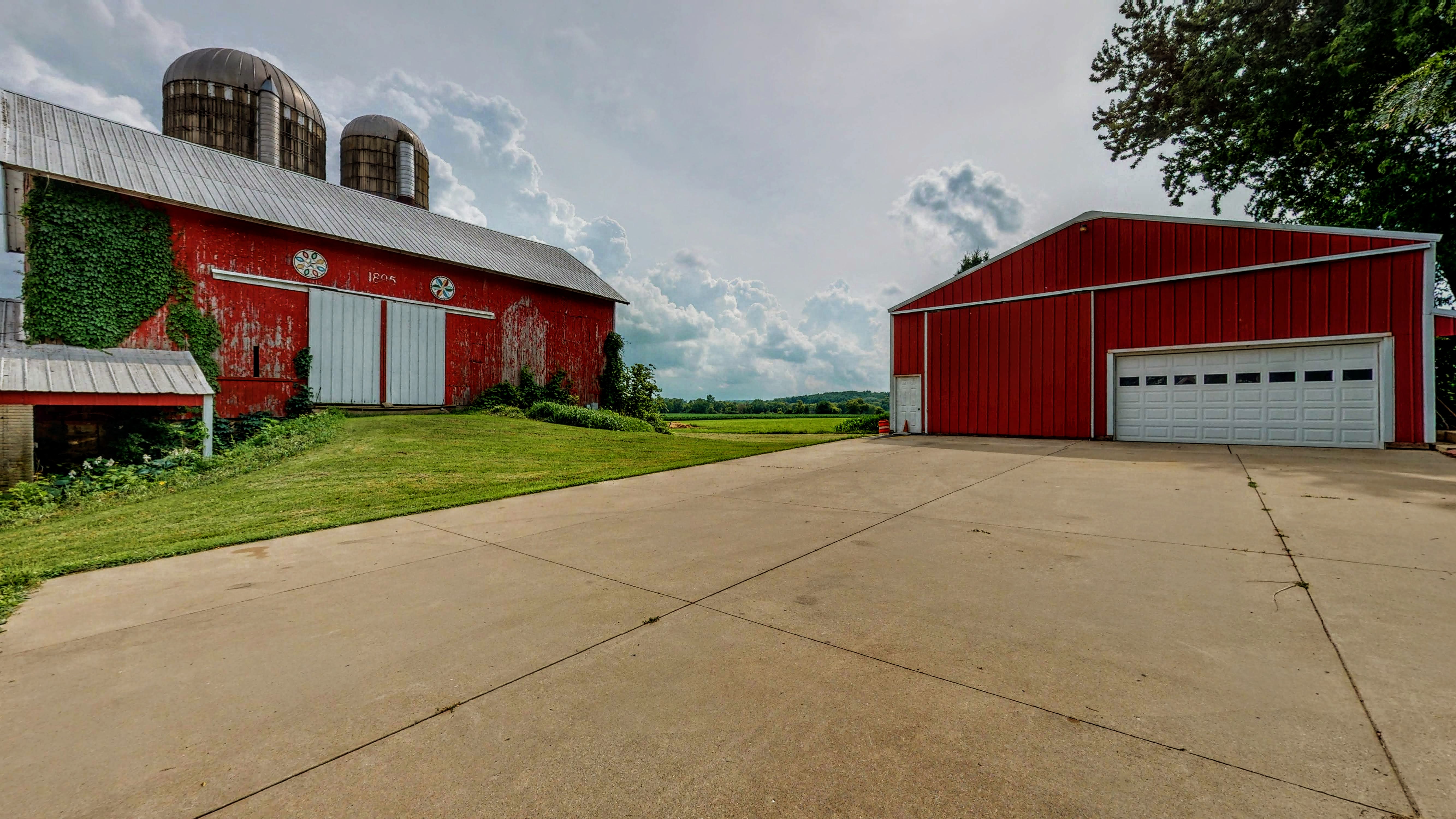 Milford, Wisconsin, 53551, United States, 4 Bedrooms Bedrooms, ,2 BathroomsBathrooms,Residential,For Sale,1889532