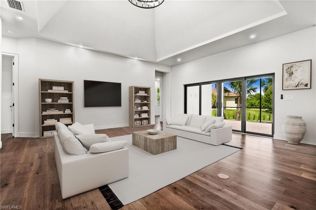 Fort Myers, Florida, 33905, United States, 3 Bedrooms Bedrooms, ,3 BathroomsBathrooms,Residential,For Sale,1865209