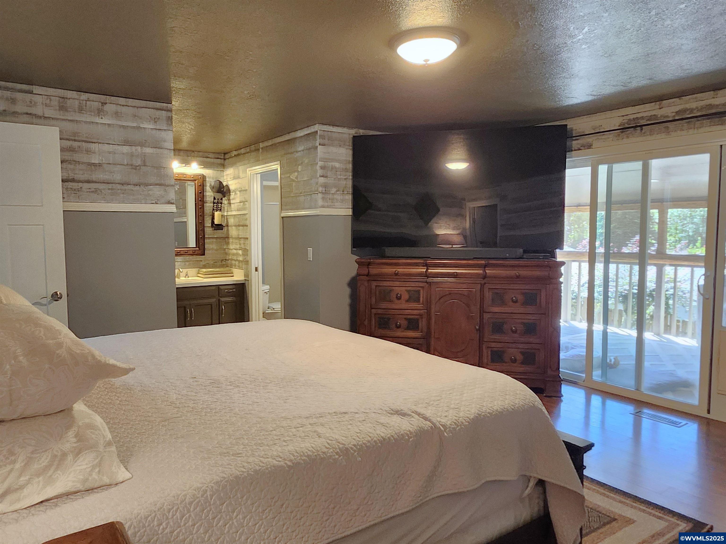 Salem, Oregon, 97304, United States, 4 Bedrooms Bedrooms, ,3 BathroomsBathrooms,Residential,For Sale,1906579