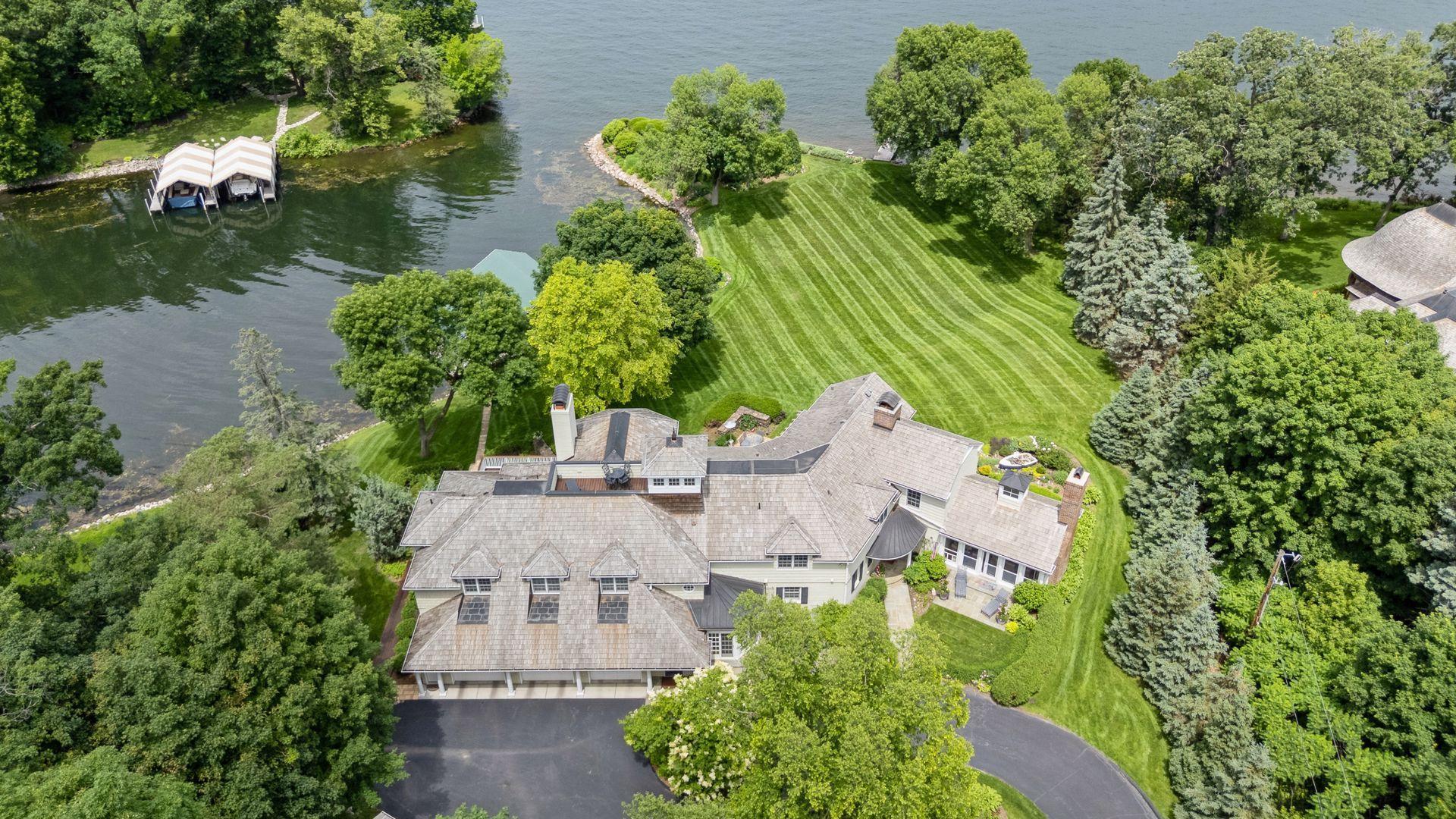 2670 Woolsey Lane, Woodland, Minnesota, 55391, United States, 5 Bedrooms Bedrooms, ,4 BathroomsBathrooms,Residential,For Sale,2670 Woolsey Lane,1682300