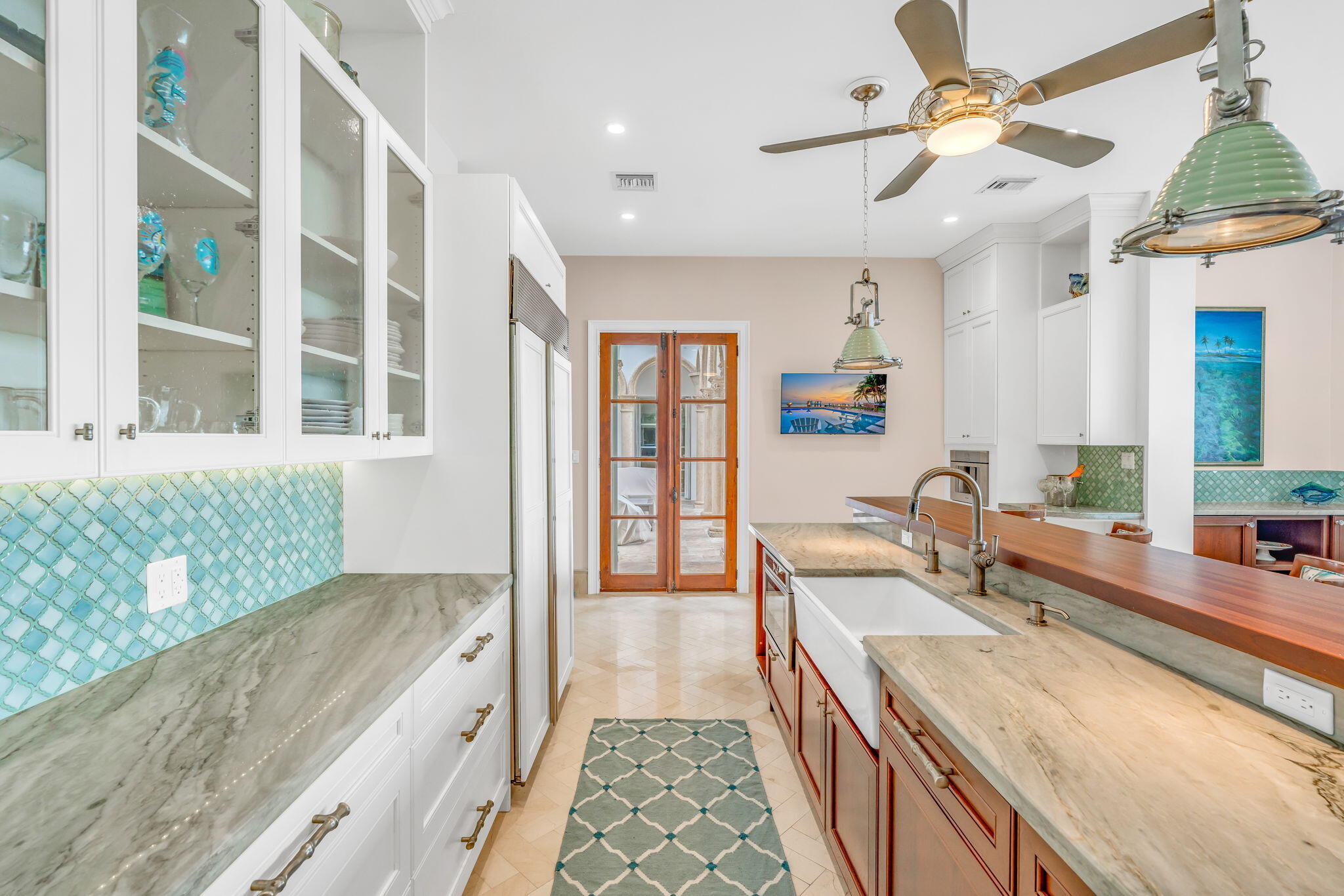 KEY COLONY, Florida, 33051, United States, 4 Bedrooms Bedrooms, ,5 BathroomsBathrooms,Residential,For Sale,1993100