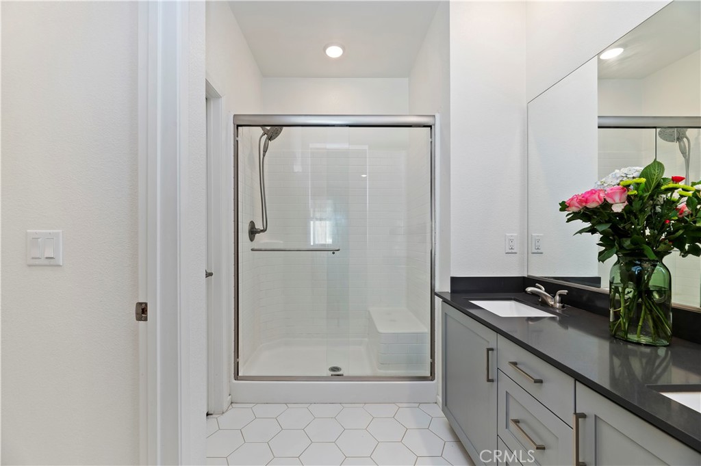 San Diego, California, 92154, United States, 2 Bedrooms Bedrooms, ,3 BathroomsBathrooms,Residential,For Sale,2025842