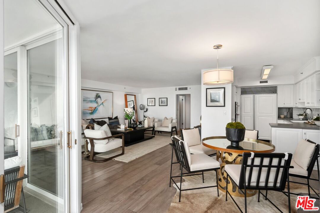 101 Ocean Ave #E501, Santa Monica, California, 90402, United States, 2 Bedrooms Bedrooms, ,2 BathroomsBathrooms,Residential,For Sale,101 Ocean Ave #E501,1616290