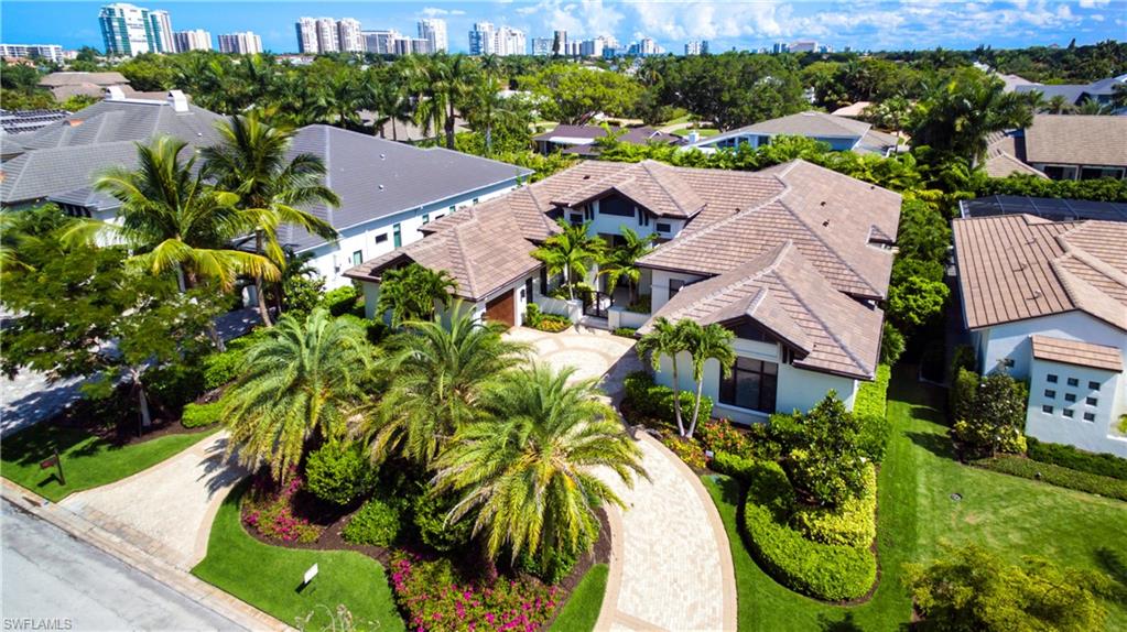 595 Regatta Rd, Naples, Florida, 34103, United States, 4 Bedrooms Bedrooms, ,6 BathroomsBathrooms,Residential,For Sale,595 Regatta Rd,1573349