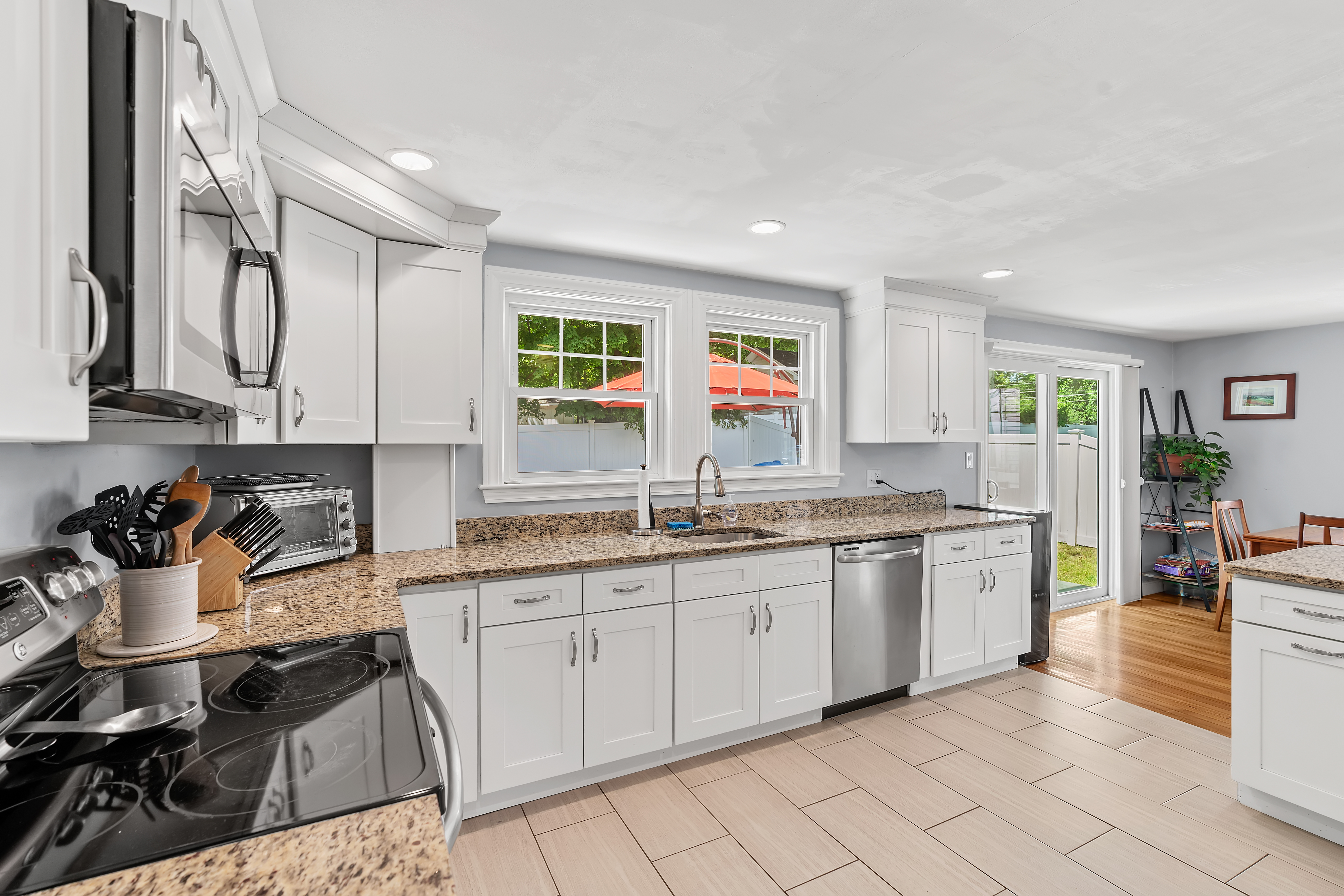 9 Chapman Road, Wakefield, MA, 01880 - 物件實景
