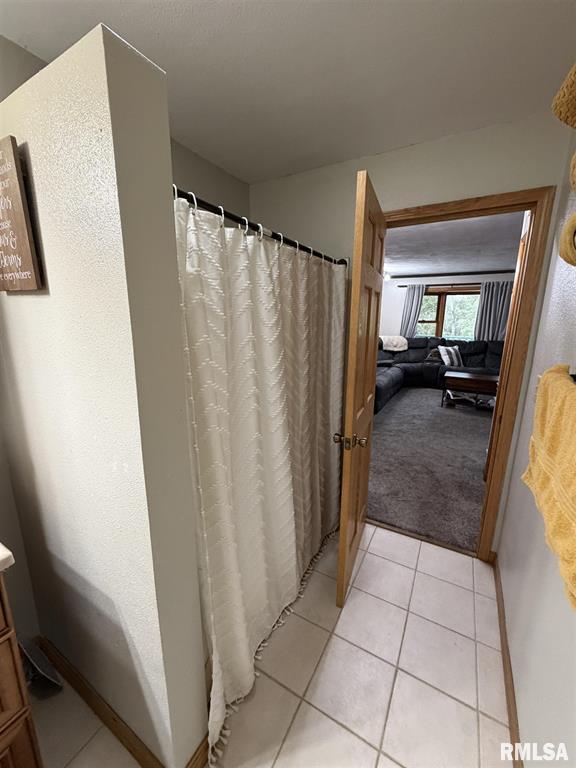 Abingdon, Illinois, 61410, United States, 3 Bedrooms Bedrooms, ,2 BathroomsBathrooms,Residential,For Sale,1976226