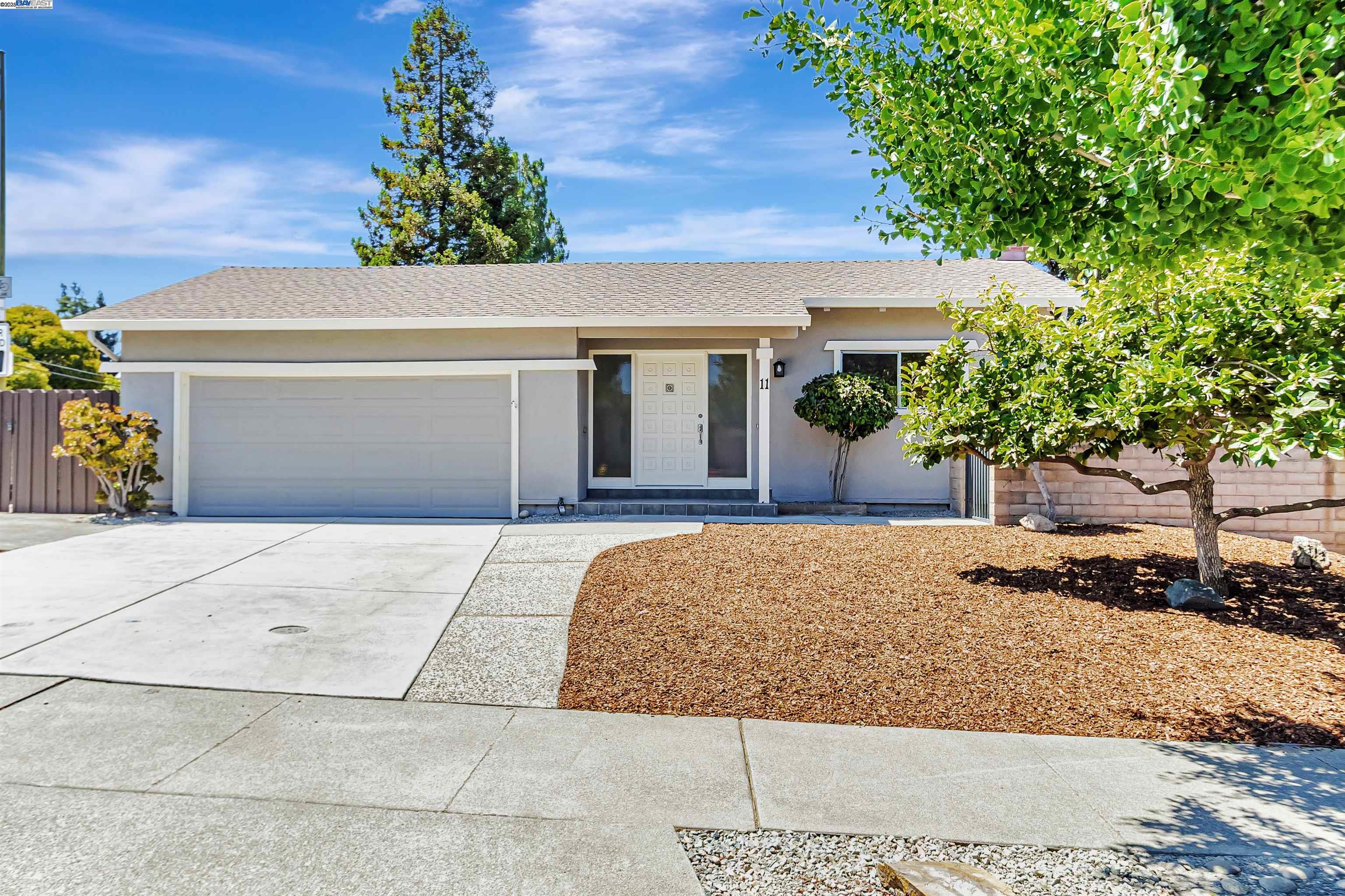 Campbell, California, 95008, United States, 3 Bedrooms Bedrooms, ,2 BathroomsBathrooms,Residential,For Sale,1926227