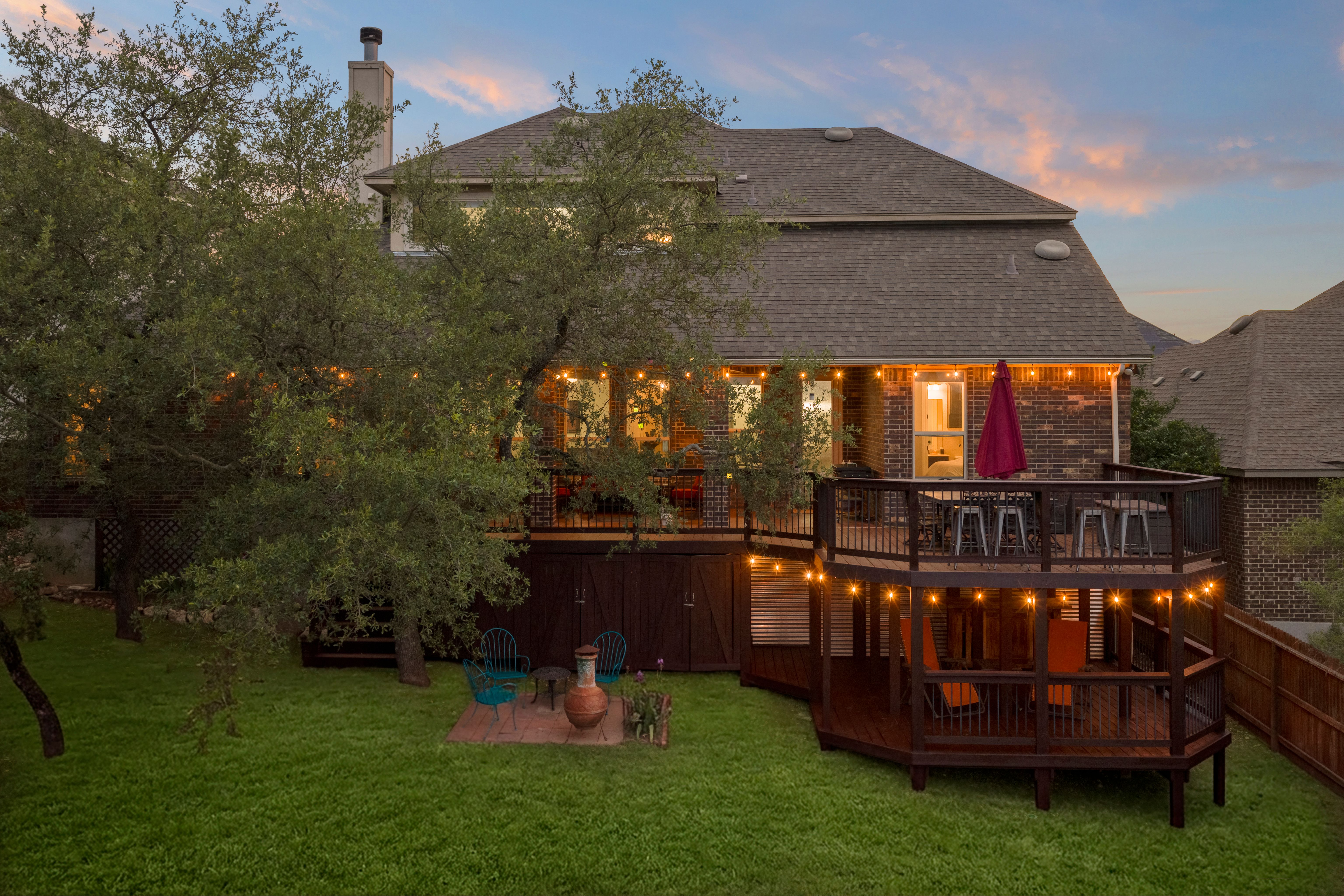  Thoughtfully Designed with Exceptional Floor Plan - 物件實景