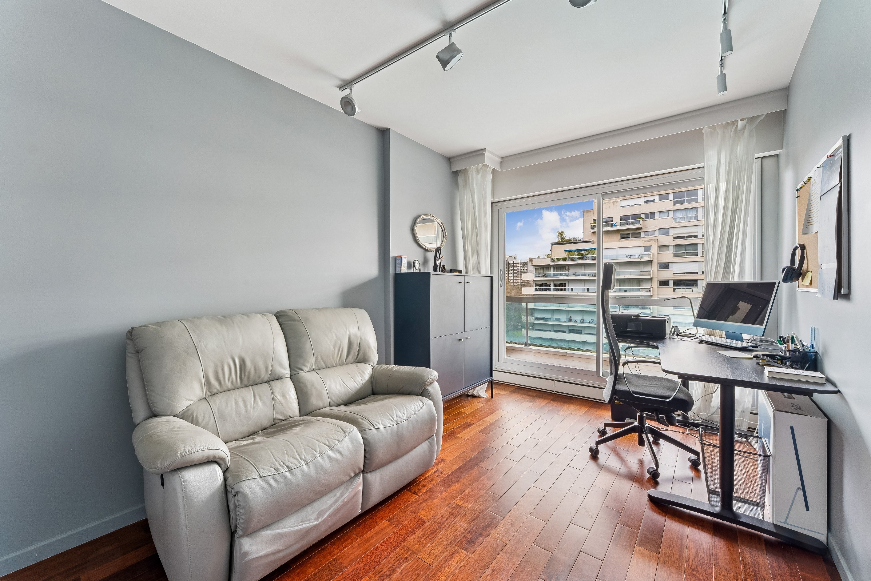  Elegant Apartment with Terrace – Neuilly-sur-Seine - 物件實景