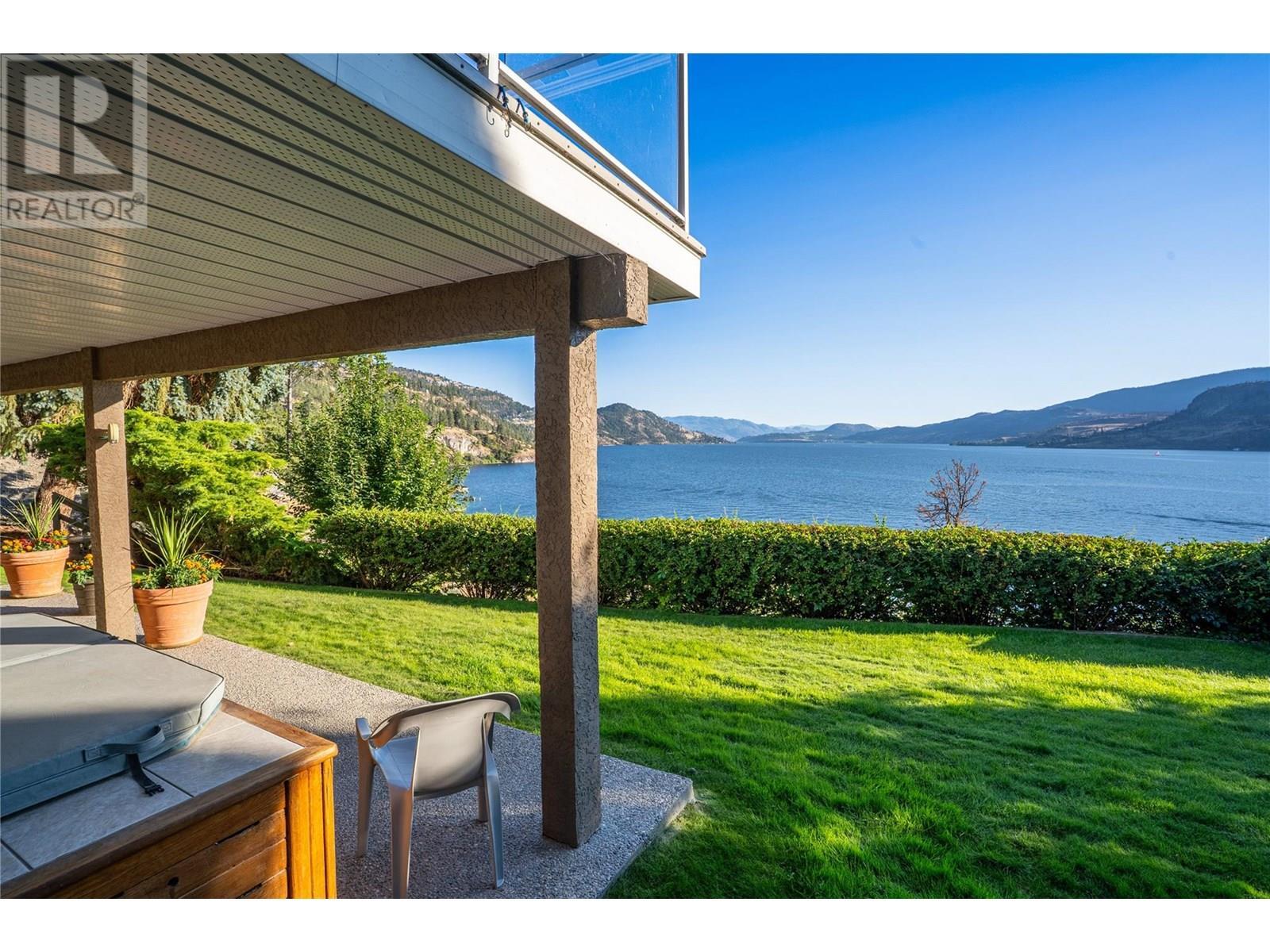 KELOWNA, British Columbia, V1V 2C3, CA, 5 Bedrooms Bedrooms, ,2 BathroomsBathrooms,Residential,For Sale,1911113