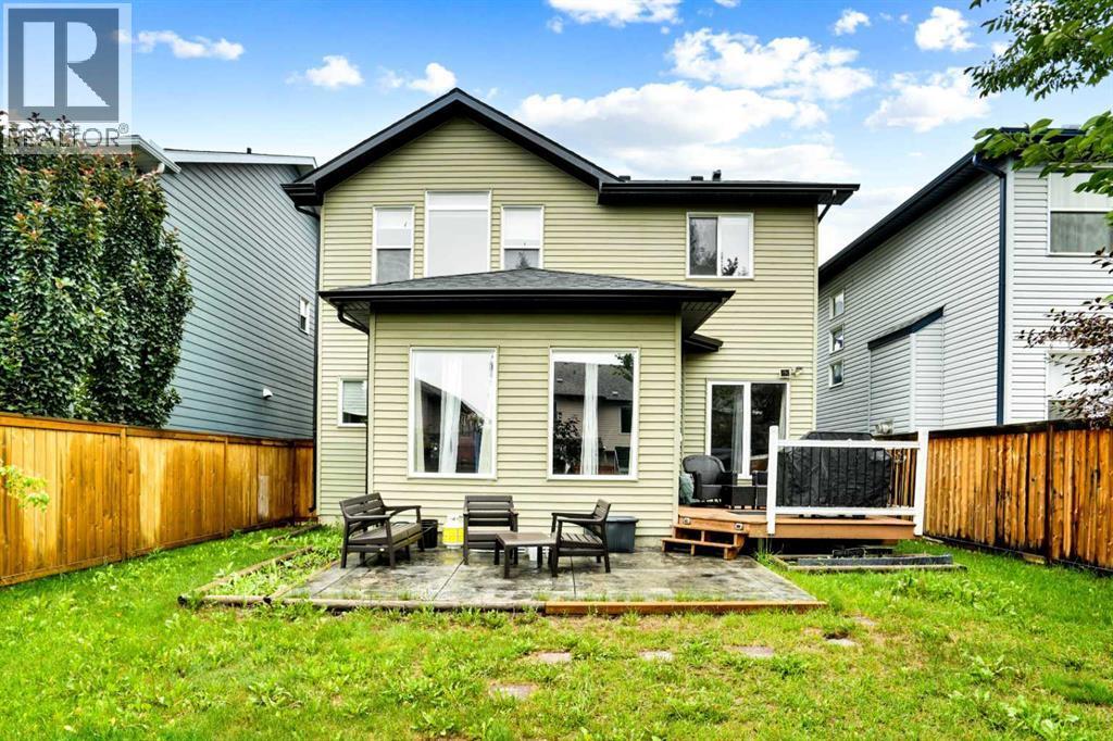 CALGARY, Alberta, T2X 0J7, CA, 3 Bedrooms Bedrooms, ,2 BathroomsBathrooms,Residential,For Sale,1947364