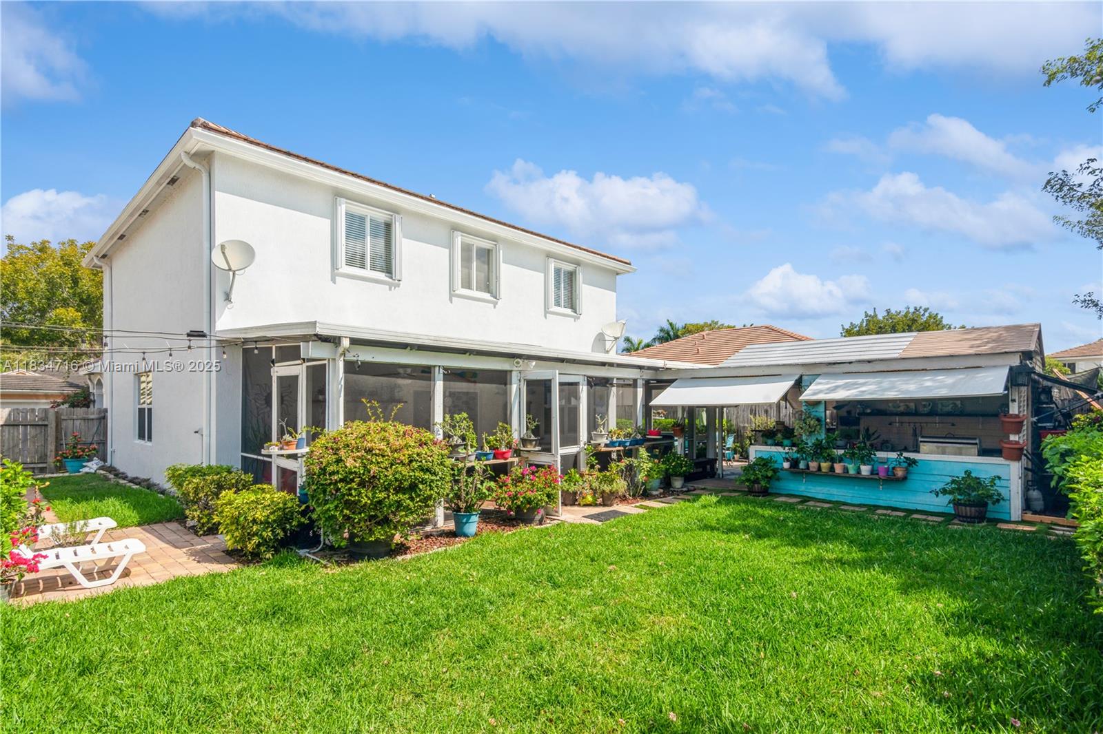 Homestead, Florida, 33033, United States, 5 Bedrooms Bedrooms, ,3 BathroomsBathrooms,Residential,For Sale,1882287
